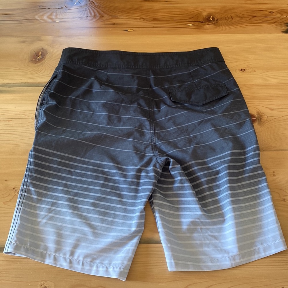 Swim trunks - Picture 3 of 3